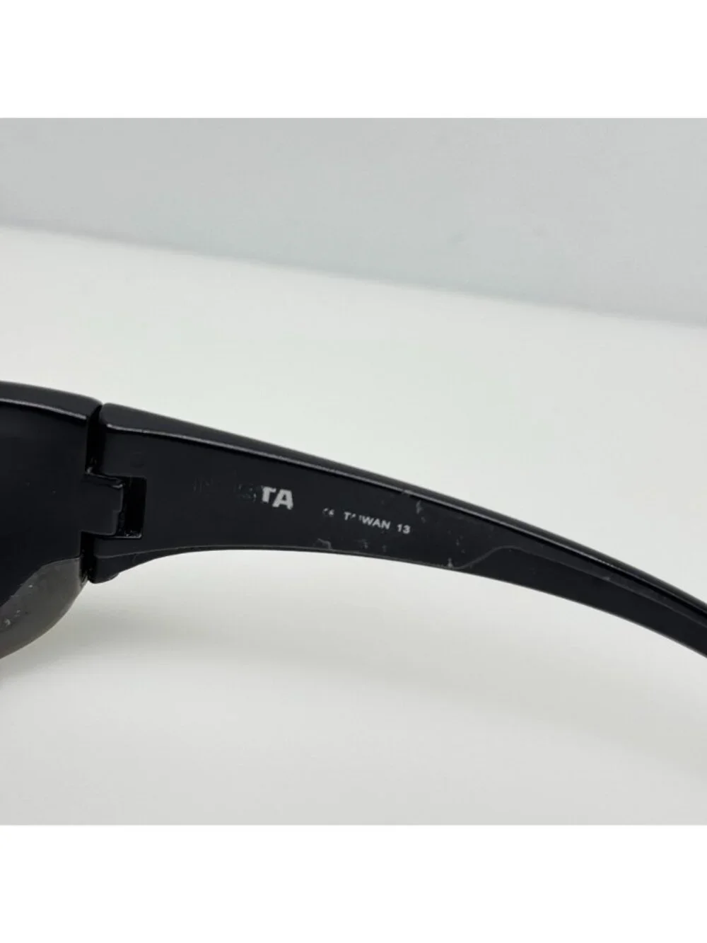 Costa Del Mar Sunglasses Blackfin BL 11 Polarized 580